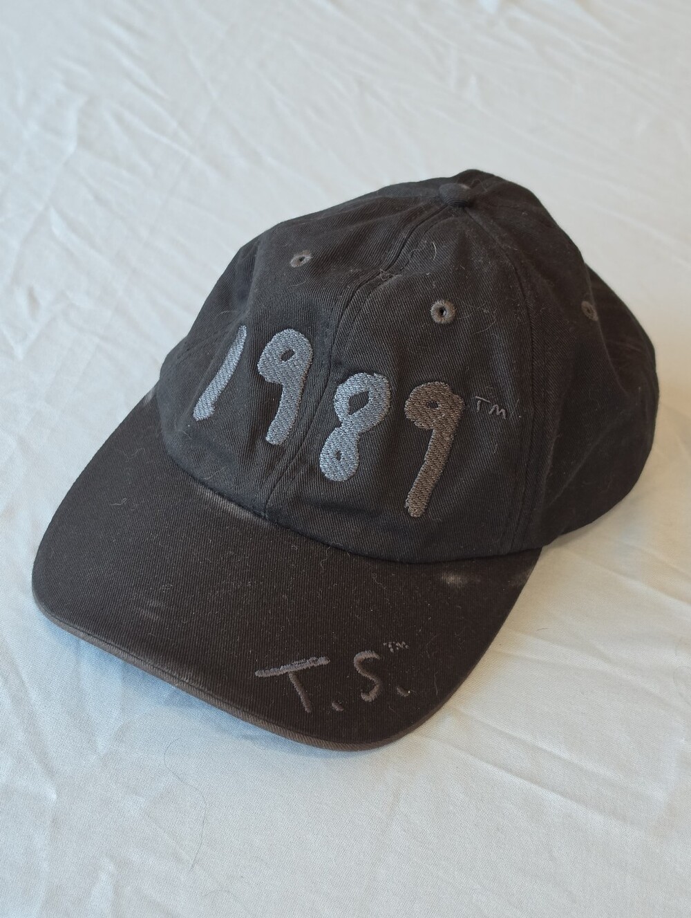 Taylor Swift 1989 Black Hat